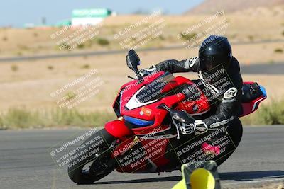 media/Oct-16-2022-TrackXperience (Sun) [[236a00b5b6]]/Group 3/session 2 turn 11/